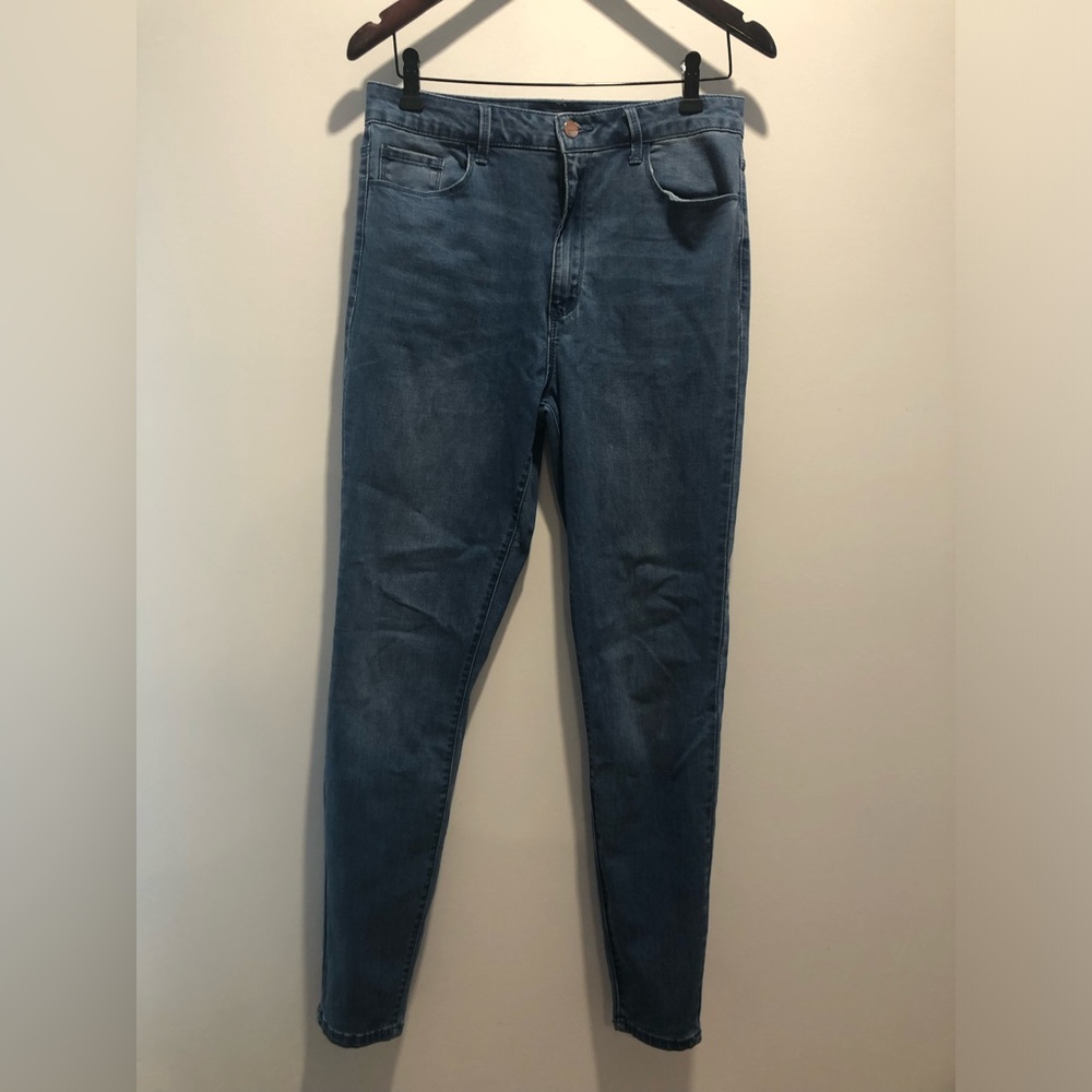 Forever 21 Medium Blue High-Rise Skinny Jeans